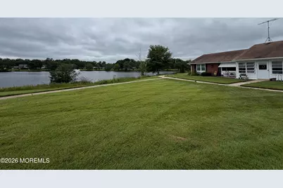 676A New Castle Court #A, Lakewood, NJ 08701 - Photo 8