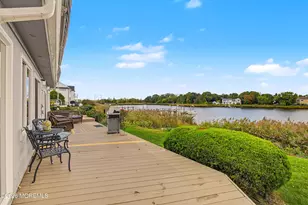 7 Leeward Ct, Oceanport, NJ 07757 - Photo 10