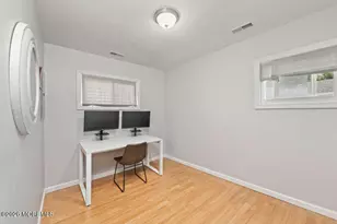 9 Nimitz Pl, Sayreville, NJ 08872 - Photo 18