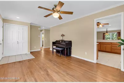 652 Brookside Drive, Belford, NJ 07718 - Photo 8