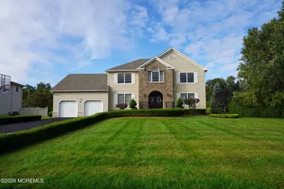 17 Locksley Lane, Manalapan Township, NJ 07726 - Photo 2