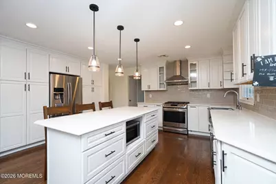 17 Locksley Lane, Manalapan Township, NJ 07726 - Photo 14