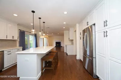 17 Locksley Lane, Manalapan Township, NJ 07726 - Photo 16
