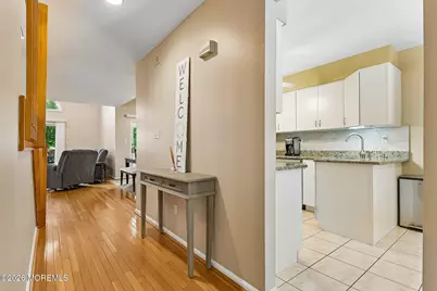 112 Kingsland Circle, Monmouth Junction, NJ 08852 - Photo 4