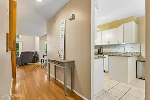 112 Kingsland Cir, Monmouth Junction, NJ 08852 - Photo 4