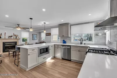 2137 Locust Road, Sea Girt, NJ 08750 - Photo 8
