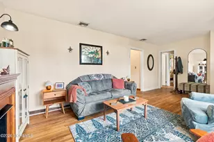 72 W Wilson Circle, Red Bank, NJ 07701 - Photo 16