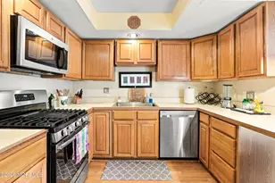 72 W Wilson Circle, Red Bank, NJ 07701 - Photo 18
