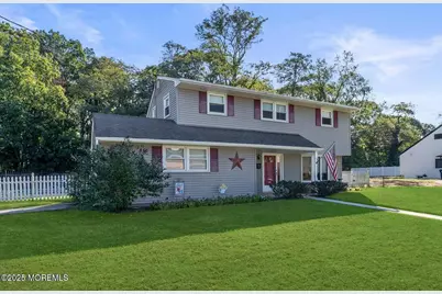 23 Barbara Lane, Oakhurst, NJ 07755 - Photo 2