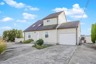 1001 Painter Pt Point, Lanoka Harbor, NJ 08734 - Photo 2