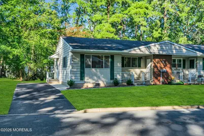 4 B Delaware Way #B, Whiting, NJ 08759 - Photo 20