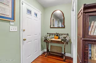 25 Tower Hill Dr, Red Bank, NJ 07701 - Photo 4