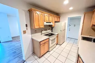 55 Amberly Dr, Manalapan Township, NJ 07726 - Photo 10