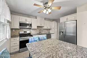 381 William St, Piscataway Township, NJ 08855 - Photo 8
