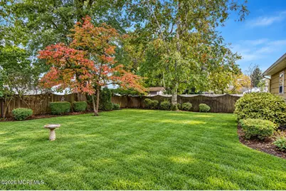 27 Alexander Avenue, Freehold, NJ 07728 - Photo 4