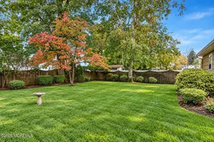 27 Alexander Ave, Freehold, NJ 07728 - Photo 4