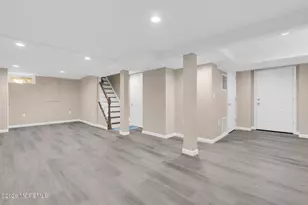 810 Woodcrest Dr, Spring Lake, NJ 07762 - Photo 12
