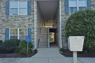 220 Wedgewood Cir, Belford, NJ 07718 - Photo 1