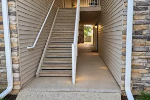 220 Wedgewood Cir, Belford, NJ 07718 - Photo 2
