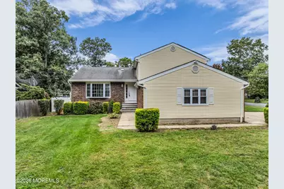 225 Genoa Avenue, Toms River Township, NJ 08753 - Photo 2