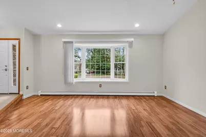 225 Genoa Avenue, Toms River Township, NJ 08753 - Photo 10