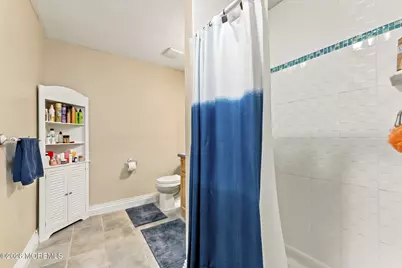 101 Beaumont Court, Tinton Falls, NJ 07724 - Photo 14