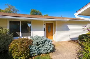 55B Juniper Plaza, Monroe Township, NJ 08831 - Photo 16