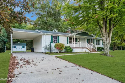 17 Tanglewood Drive, Cream Ridge, NJ 08514 - Photo 1