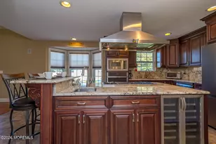 6 Christopher Ln, Hazlet Township, NJ 07730 - Photo 8