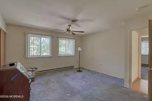 13 B Swift Cir, Whiting, NJ 08759 - Photo 4