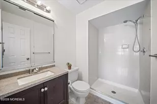 8 Deptford Ct, Freehold, NJ 07728 - Photo 24