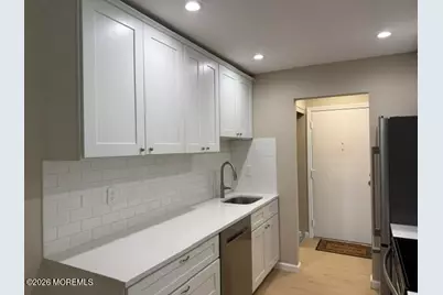 169 Amberly Drive #F, Manalapan Township, NJ 07726 - Photo 2