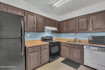38 Northrup Drive, Brick, NJ 08724 - Photo 8