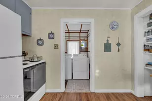 54 Edward Ave, Belford, NJ 07718 - Photo 8
