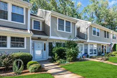 47 Duncan Way, Freehold, NJ 07728 - Photo 2