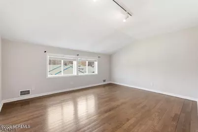 129 Willow Avenue, Matawan, NJ 07747 - Photo 18