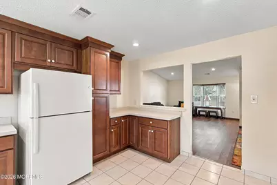 16 Morden Close #1000, Freehold, NJ 07728 - Photo 14