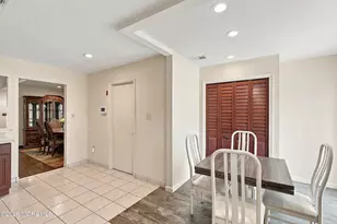16 Morden Close, Freehold, NJ 07728 - Photo 8