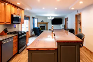 8 West Ave, Old Bridge Township, NJ 08857 - Photo 4
