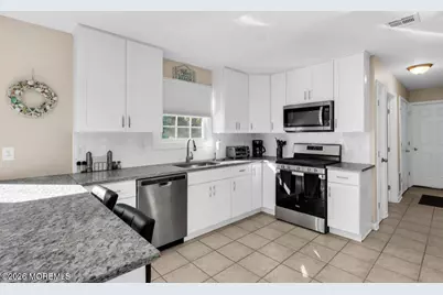 565 Mark Drive, Brick, NJ 08723 - Photo 10