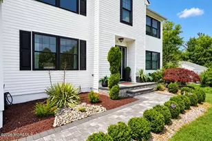 14 Taylors Mills Rd, Manalapan Township, NJ 07726 - Photo 2