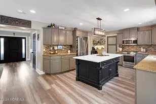 14 Taylors Mills Rd, Manalapan Township, NJ 07726 - Photo 6