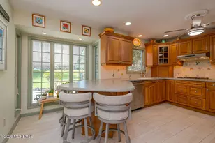 3 Calgary Cir, Morganville, NJ 07751 - Photo 10