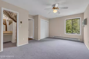 30 Meadow Green Cir, Manalapan Township, NJ 07726 - Photo 18