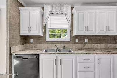 47 Kingfisher Way, Whiting, NJ 08759 - Photo 6