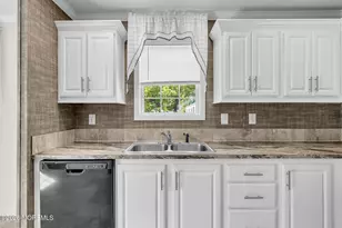 47 Kingfisher Way, Whiting, NJ 08759 - Photo 6