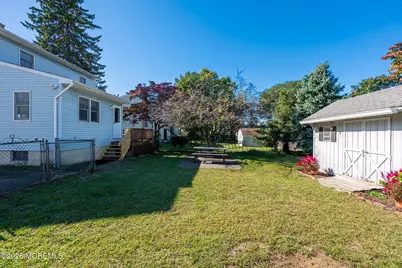 83 Union Avenue, Belford, NJ 07718 - Photo 32