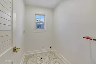 243 Woodcrest Rd, Oakhurst, NJ 07755 - Photo 32