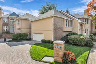 212 Piper's Landing Ct, Holmdel, NJ 07733 - Photo 2