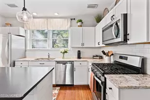 807 Arthur Dr, Red Bank, NJ 07701 - Photo 2